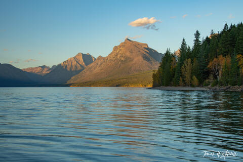 Mountain view on Lake McDonald in the autumn, Glacier National Park, Montana